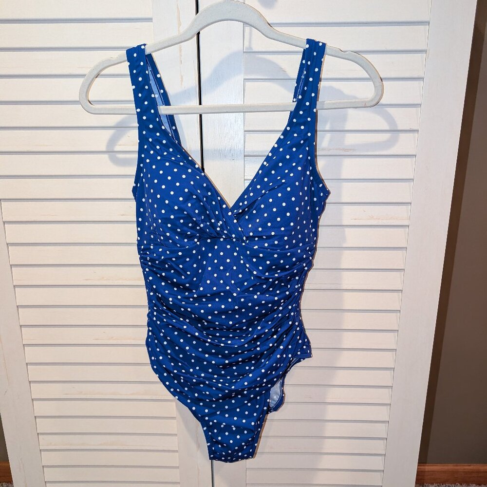 Trimshaper Ruched Polka-Dot One piece Swimsuit Size 10